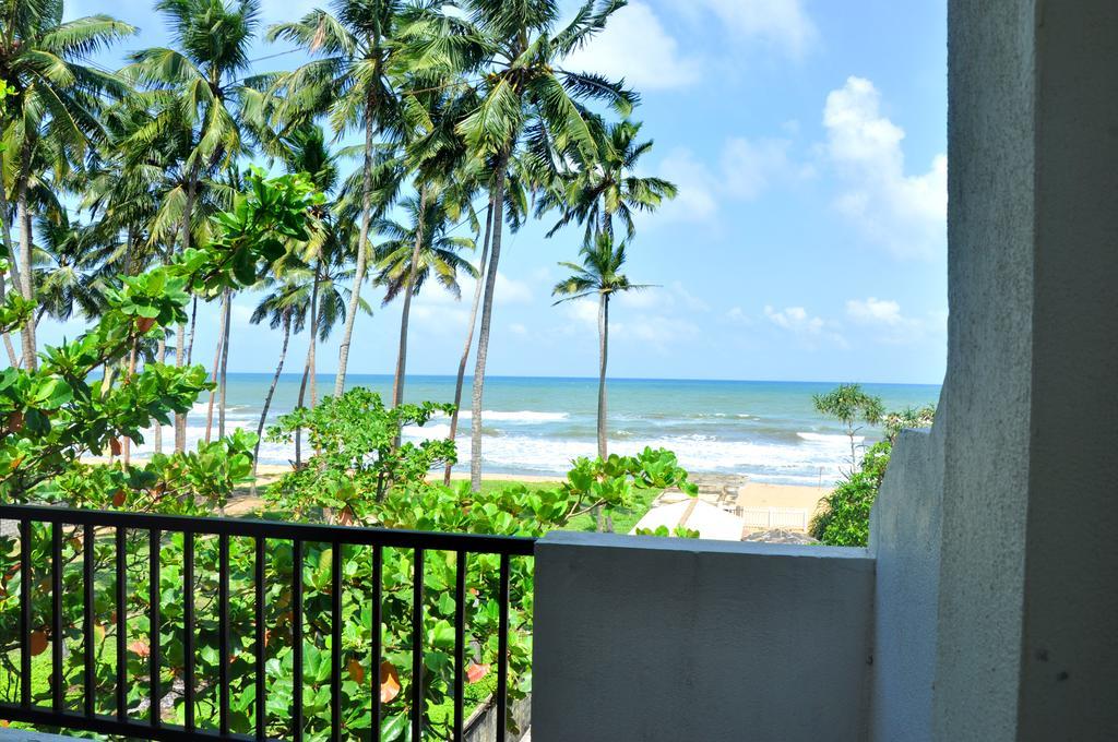 Green Shadows Beach Hotel Wadduwa Exterior foto
