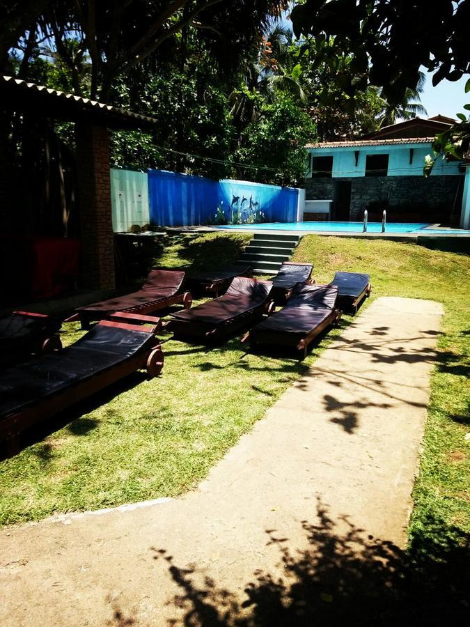 Green Shadows Beach Hotel Wadduwa Exterior foto